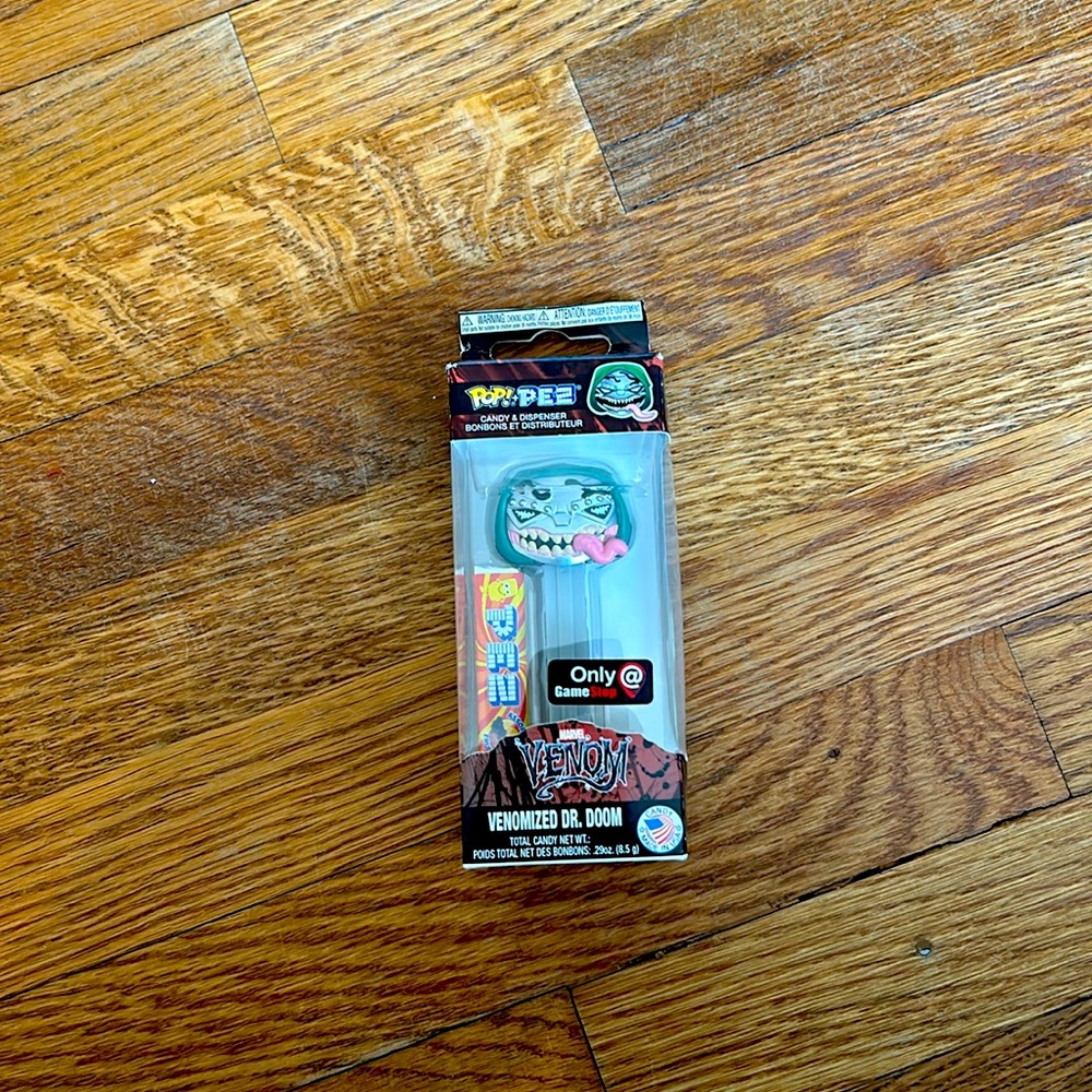 Marvel Funko Dr.Doom Venomized PEZ Dispenser